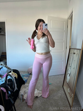 Full leaked Alanarose private onlyfans photo