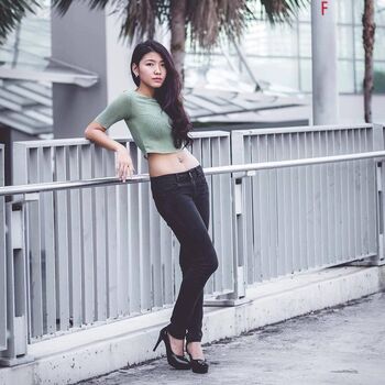 AraTheHotwife