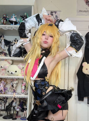 Full leaked Ashisbees private onlyfans photo