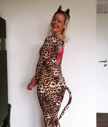 Full leaked Blondehexe private onlyfans photo