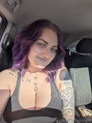 curvyserena