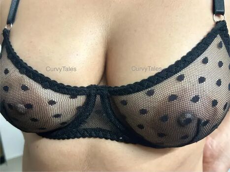 curvytales