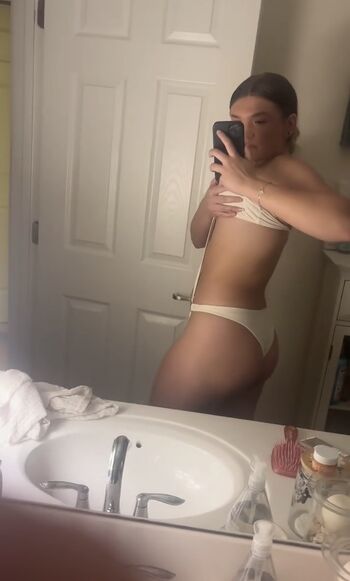 Elliya.1