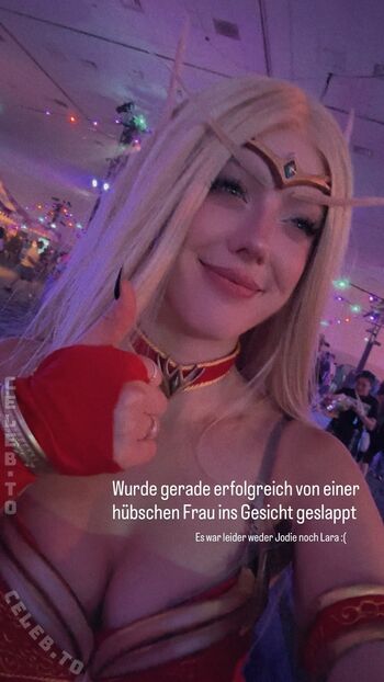 Full leaked Farbenfuchs private onlyfans photo