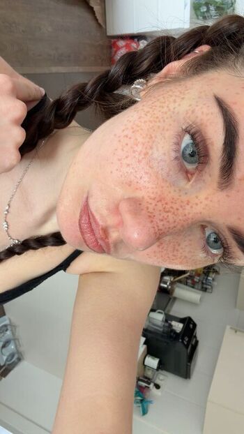 Full leaked Fayesxh private onlyfans photo