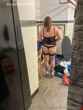 Full leaked Hotwife rachel page private onlyfans photo