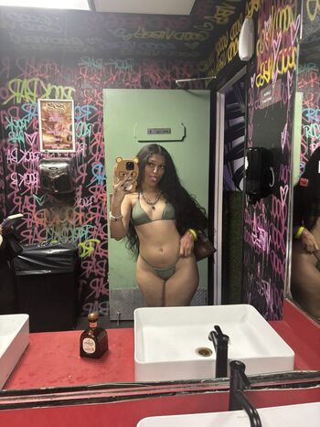 Full leaked Ivyrose private onlyfans photo