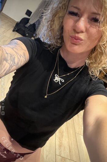 Full leaked Julia kern private onlyfans photo
