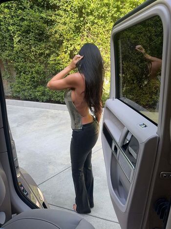 Full leaked Kylie jenner private onlyfans photo