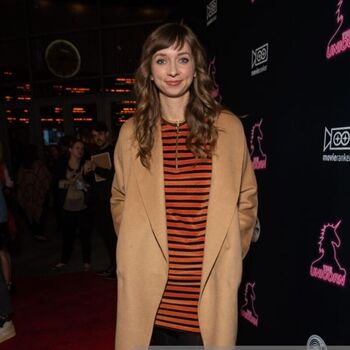 Full leaked Lauren lapkus private onlyfans photo
