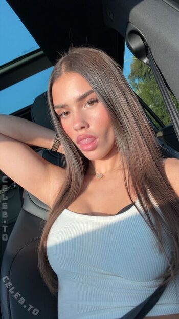 Full leaked Leah halton private onlyfans photo