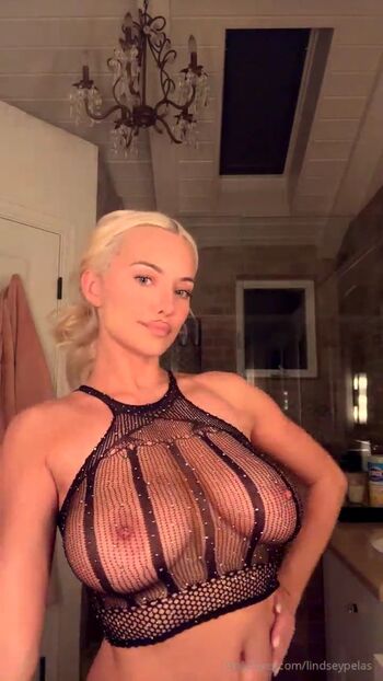 Full leaked Lindsey pelas private onlyfans photo