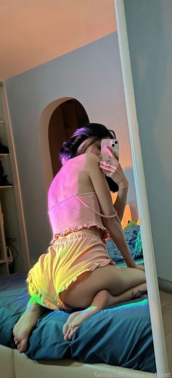 Full leaked Loonassoftfeet private onlyfans photo