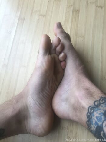 male_feet_uk