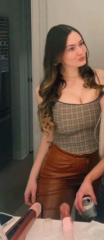 Full leaked Mallory malone page private onlyfans photo
