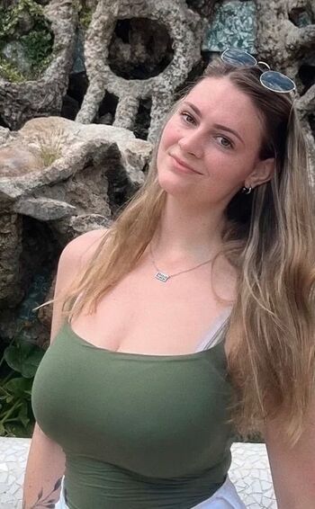 Full leaked Mallory malone page private onlyfans photo