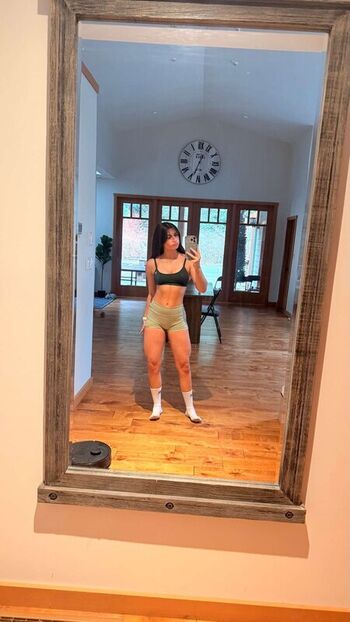 Full leaked Mikayla campinos private onlyfans photo