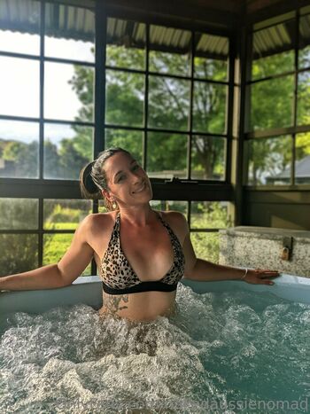Full leaked Nakedaussienomad private onlyfans photo