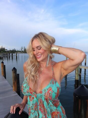 Full leaked Rebeccalynne d private onlyfans photo