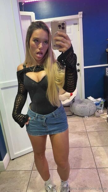 Full leaked Romi blue page private onlyfans photo