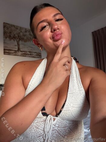Full leaked Sinayourfav private onlyfans photo