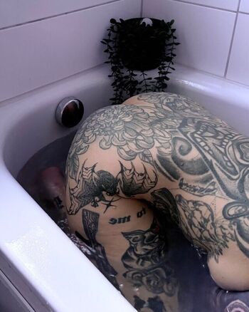 Full leaked Theblxckwolf private onlyfans photo