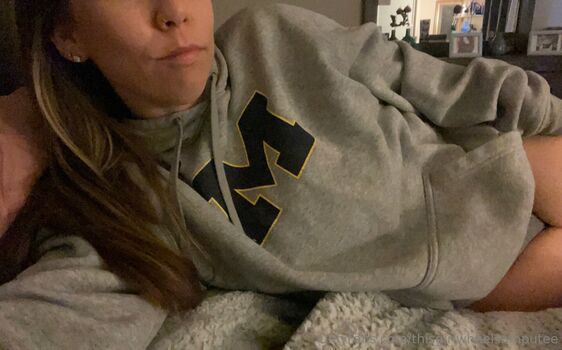 Full leaked Thisgirlwheelsamputee private onlyfans photo