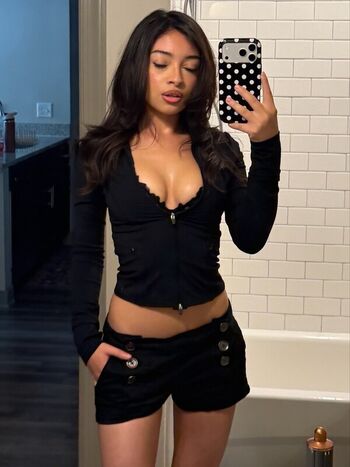Full leaked Wintas private onlyfans photo