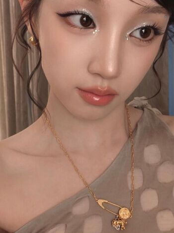 Full leaked Ria red/ private onlyfans photo