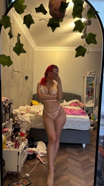 Full leaked Zeynepiksy zeynep page private onlyfans photo